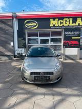 Fiat Punto 1.4 Benziner  Nur 81.000 km  ... - gebrauchte Fiat Punto aus dem Jahr 2010