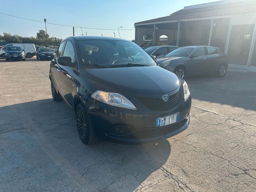 Image of Lancia Ypsilon