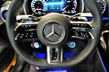 Fahrzeugabbildung Mercedes-Benz SL 63 AMG 4Matic Aerodyn.*Fahrass.*Liftsystem