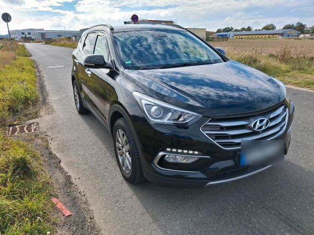 Hyundai Sante Fe 2.2 Diesel 4x4 voll ausge...