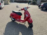 Vespa GTS 300 Super - VESPA ROT