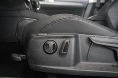 Fahrzeugabbildung Volkswagen Passat 2.0 TDI ALLTRACK 4M NAVI/SH/LEDER/ACC/LED