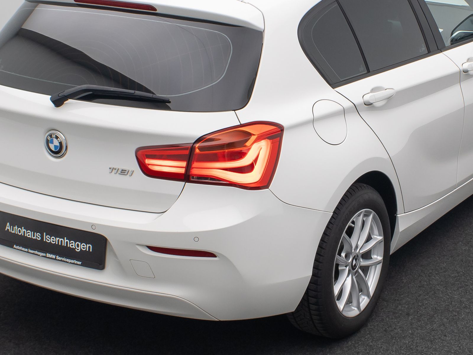 Fahrzeugabbildung BMW 118i FernlichtAs Komfort Ad.LED Tempomat KlimaAT