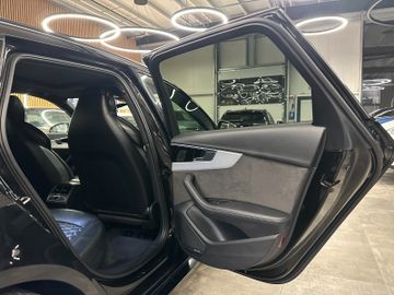 Audi RS4 Avant 2.9 TFSI quattro*HUD*Navi*Klima*SHZ*BT