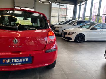 Renault Clio III Dynamique MOTOR- UND GETRIEBSCHADEN