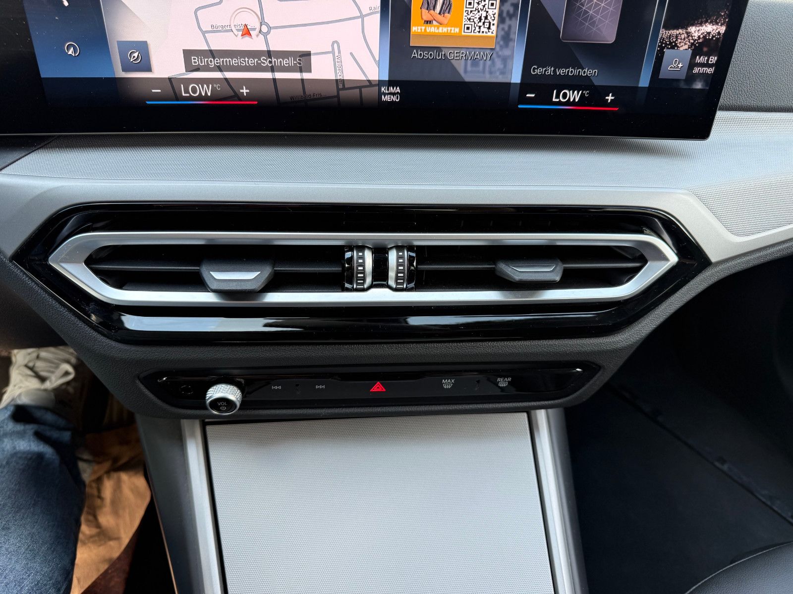 BMW 318d Touring Auto LED AHK  ACC ParkAssist SiHzg foto 12