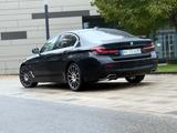 BMW 520e G30 Facelift - BMW 520 mit Hybrid-Antrieb: Limousine, Automatik
