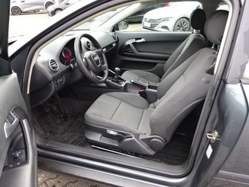 Fotografie 14 des Audi A3 1.6 Attraction*Bastlerfahrzeug