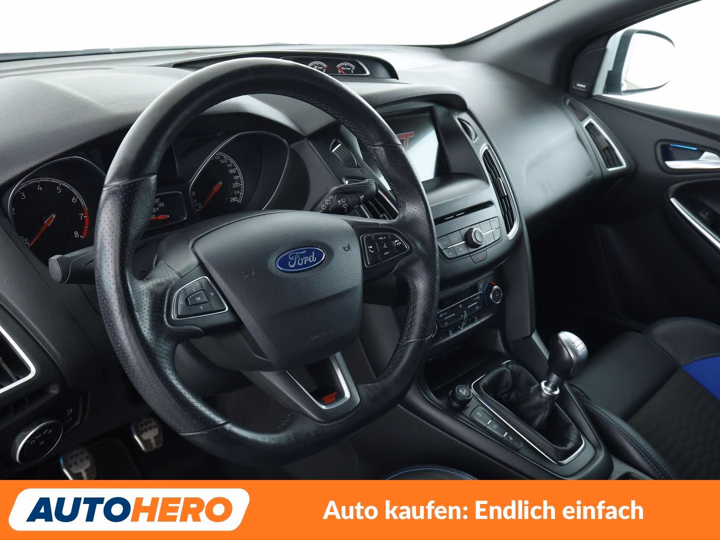 Ford Focus 2.0 EcoBoost ST*NAVI*XENON*TEMPO*CAM*PDC*