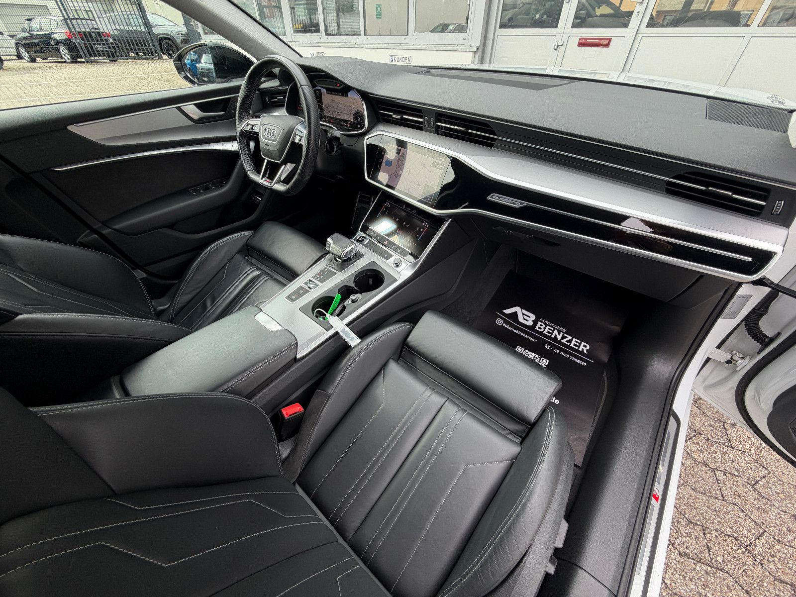 Fahrzeugabbildung Audi 55 TFSI e quattro S-Line/LEDER/Navi/LED/CarPlay/