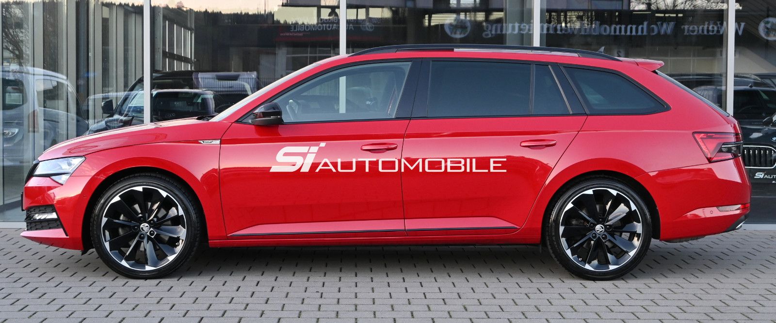 Fahrzeugabbildung SKODA Superb 2.0 TDI DSG SPORTLINE COMBI °ACC°AHK°360°