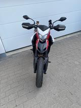 Ducati Hypermotard 821 SP, Performance  - Offers