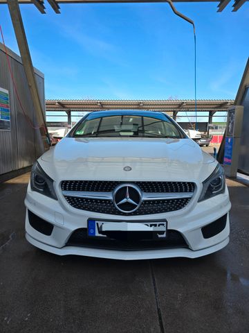 MERCEDES-BENZ CLA 200 Shooting Brake AMG Line DCT ... TÜV Neu