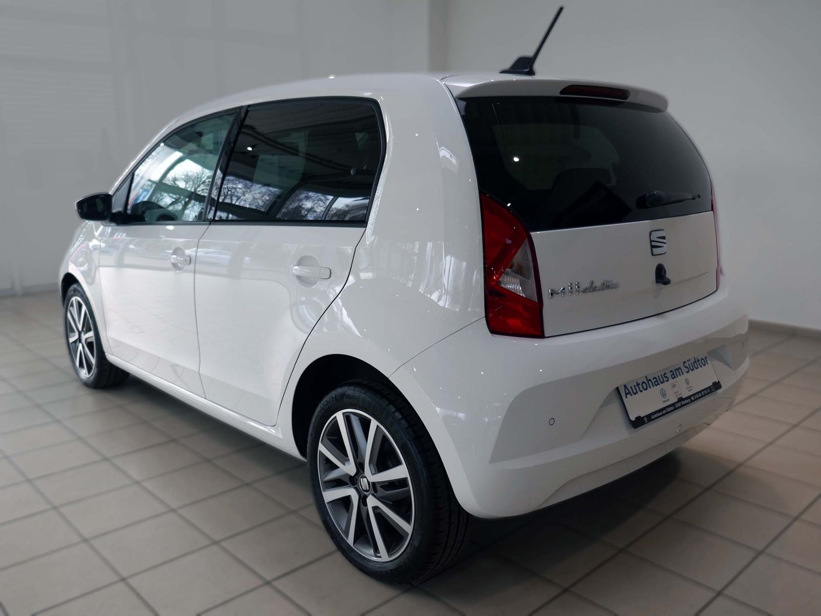 Fahrzeugabbildung SEAT Mii electric Edition Power Charge 61kW | CCS PDC