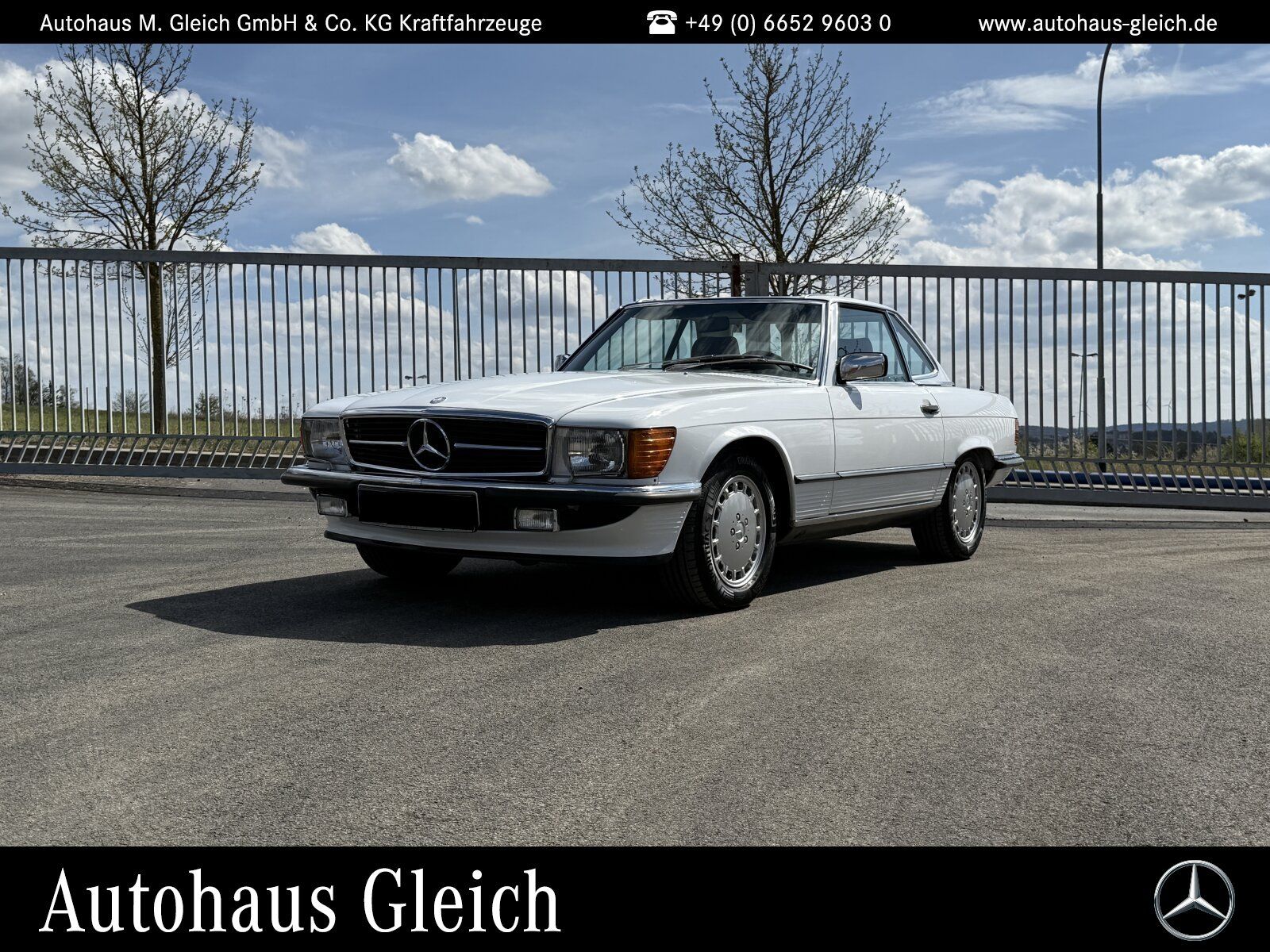 Fahrzeugabbildung Mercedes-Benz 560 SL Klima/Sitzhzg./Radio MB - Exquisit -