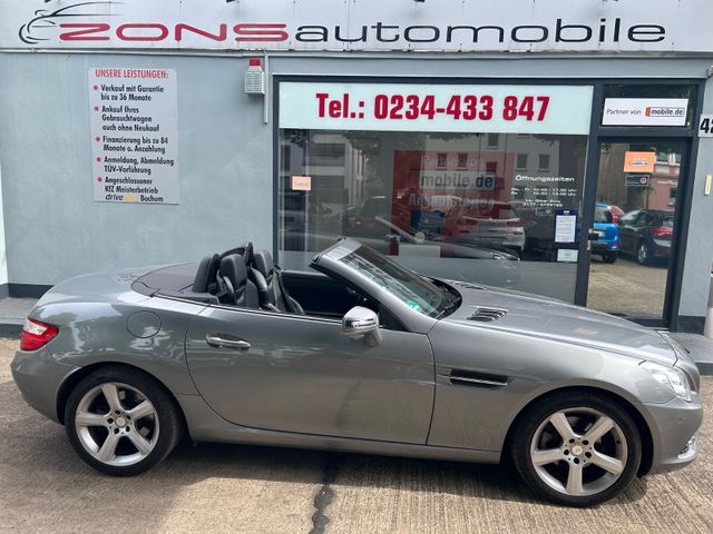 Fahrzeugabbildung Mercedes-Benz SLK 200 Roadster Autom.+Navi+Leder+Panorama+BT+