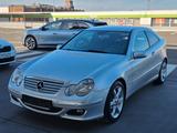 Mercedes-Benz C 180 C Sportcoupe C 180 Kompressor - Mercedes-Benz C 180: Sportcoupe