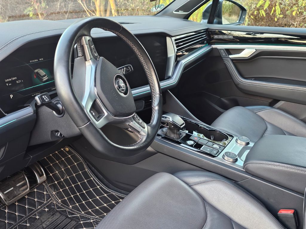 Image of Volkswagen Touareg