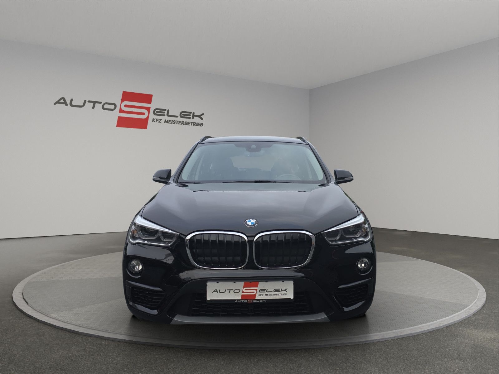 Fahrzeugabbildung BMW X1 sDrive 18d Advantage NAVI TEMPOMAT KLIMA PDC