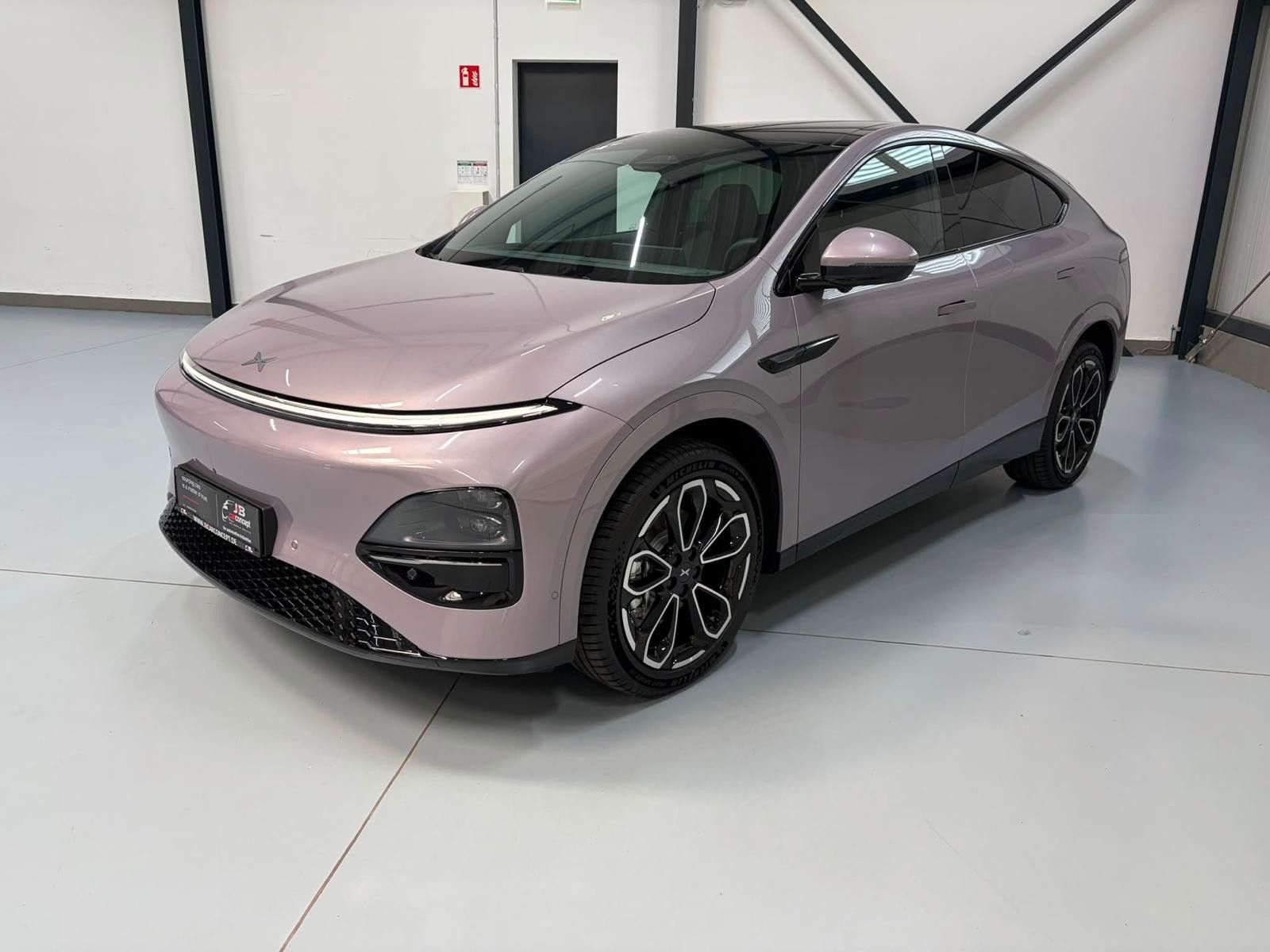 XPENG G6 FACELIFT RWD Long Range Pano 20" ACC LED