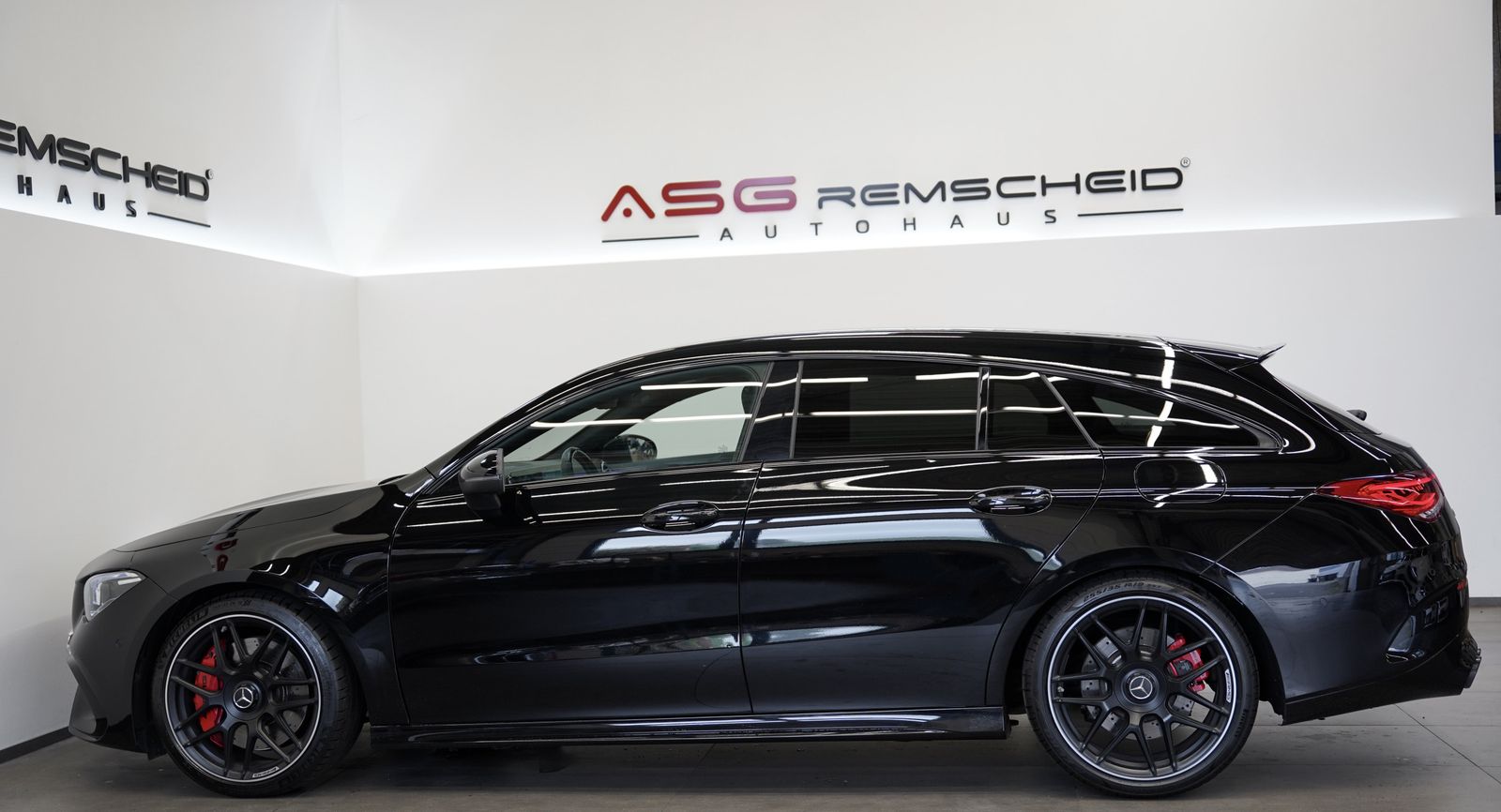 Mercedes Benz Cla 45 Amg Shooting Brake