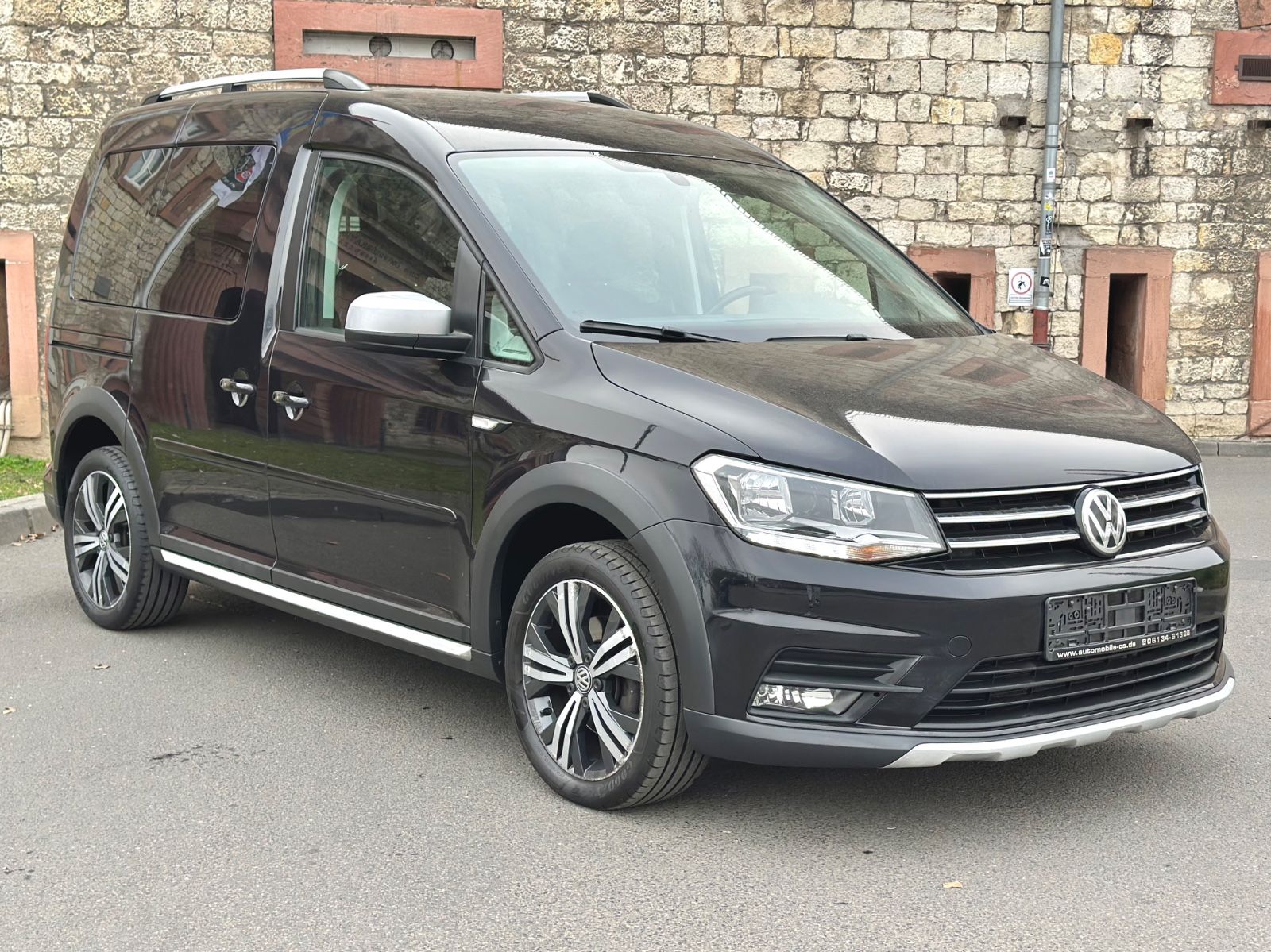 Fahrzeugabbildung Volkswagen CADDY ALLTRACK BMT*AUTOM+AHK+MOD.2020*