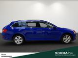 Skoda Superb Combi AMBITION TSI DSG NAVI SITZHEIZUNG E - gebrauchte Skoda Superb aus dem Jahr 2023