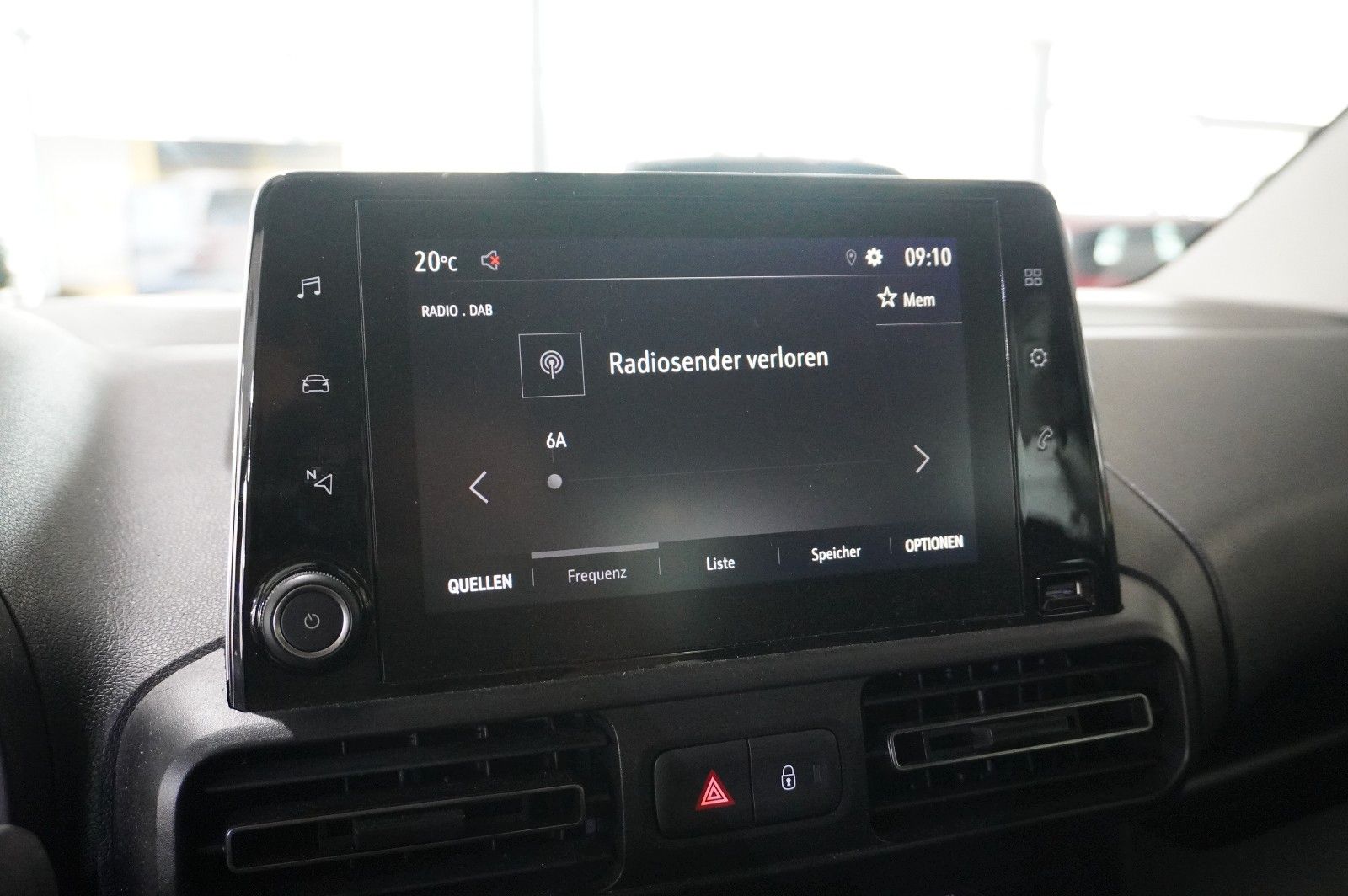 Fahrzeugabbildung Opel Combo Life 1.5D ELEGANCE NAVI/LED/KAMERA/SH/AHK