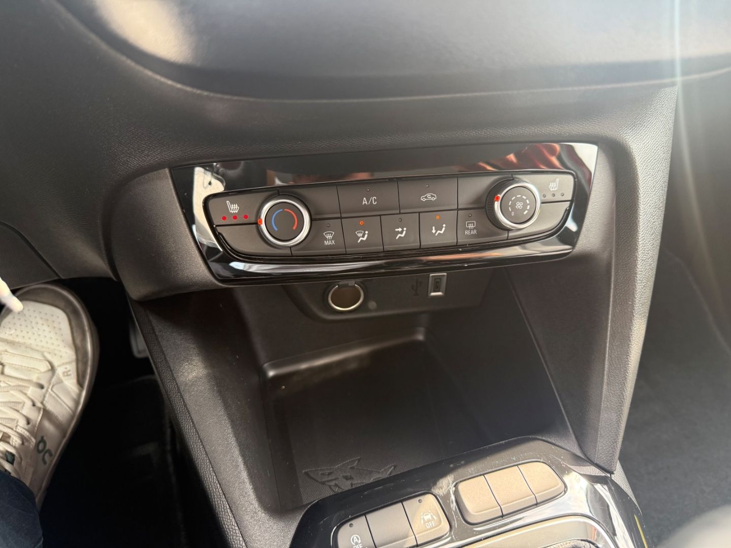 Fahrzeugabbildung Opel Corsa F Edition SHZ+LHZ+Kamera