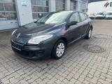 Renault Megane III Lim. 5-trg. Je t'aime - Renault Megane: Iii