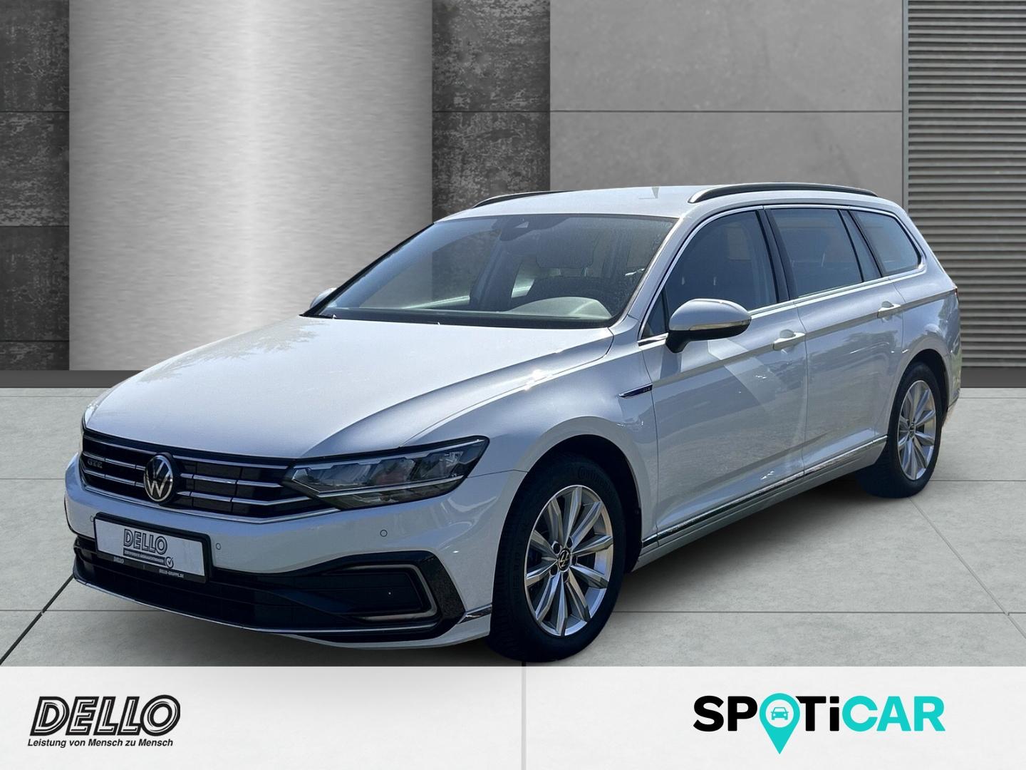 Volkswagen Passat Variant GTE PHEV Navi Allwetter LED ACC A