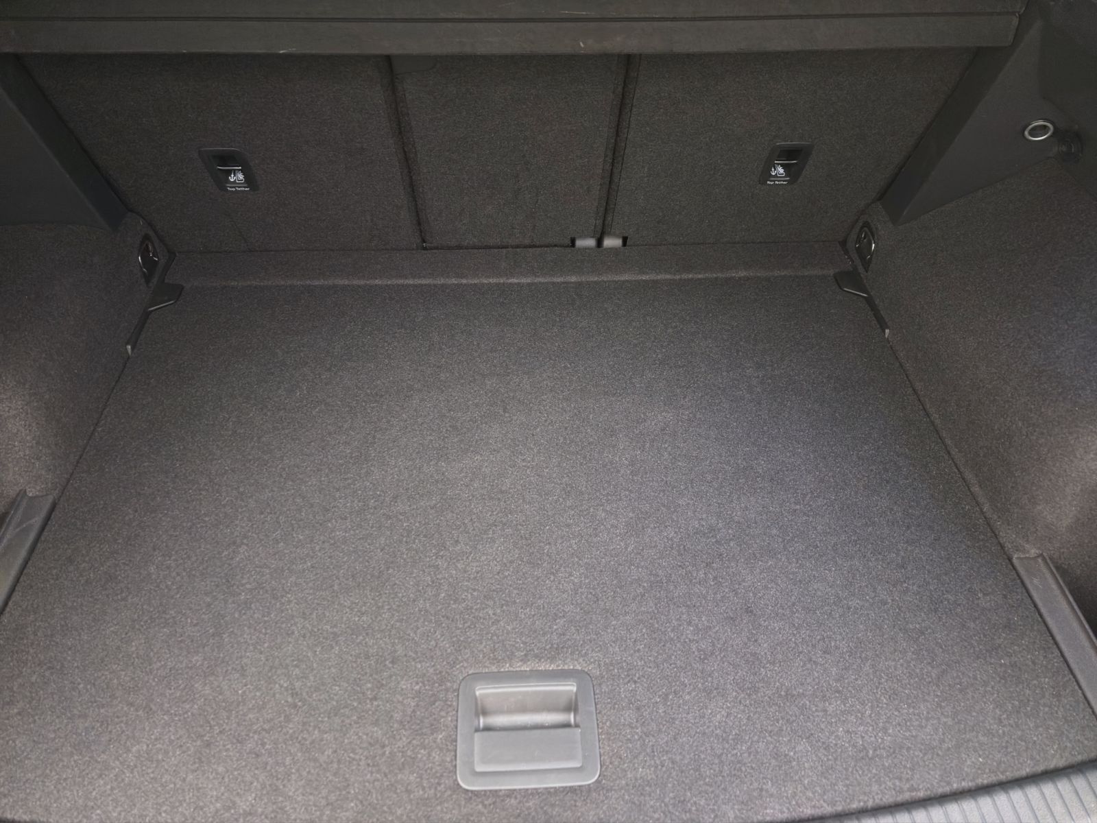 Volkswagen Tiguan 2.0 TDI DSG R-LINE STDHZG AHK KAMERA NAVI foto 5