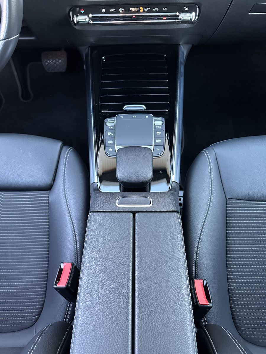 Fahrzeugabbildung Mercedes-Benz B 200 Progressiv NAV+LED+AHK+KAMERA+DIGDISPLAY