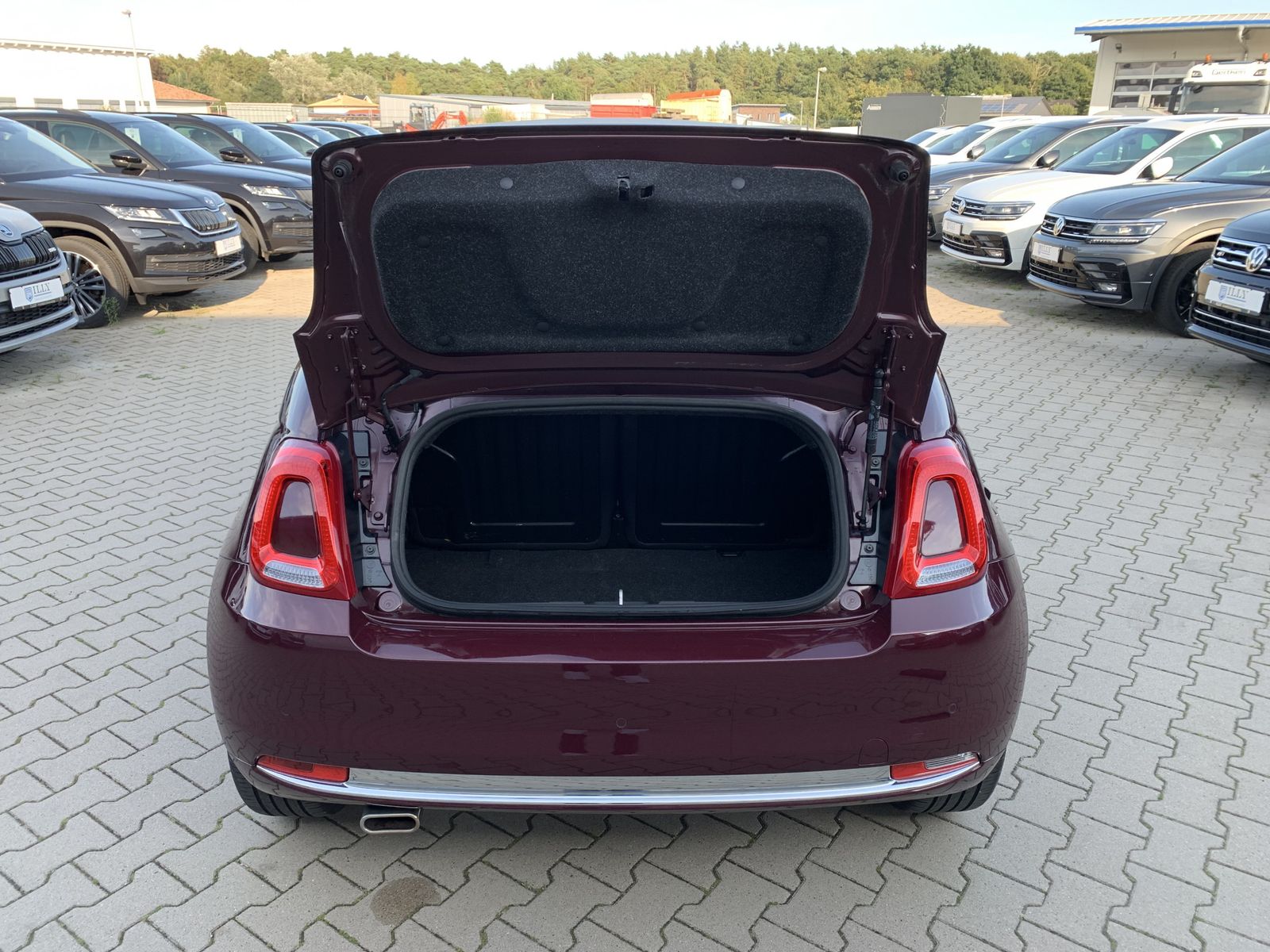 Fahrzeugabbildung Fiat 500C 1.0 DolceVita*Xenon*PDC*Temp*Klima*CarPlay*