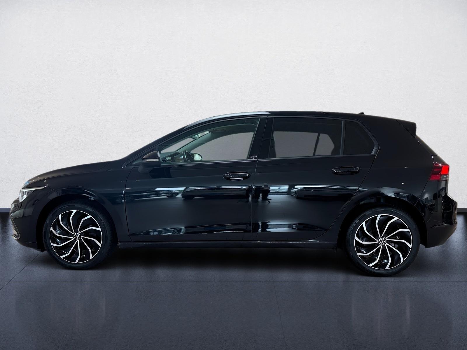 Volkswagen Golf VIII 1.5 TSI Active AHK AppConnect LED Navi