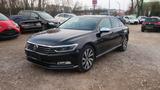 Volkswagen Passat Highline 4Motion R-Line - Volkswagen Passat mit Diesel-Antrieb: Schwarz, Limousine