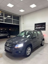 Volkswagen Tiguan - 2