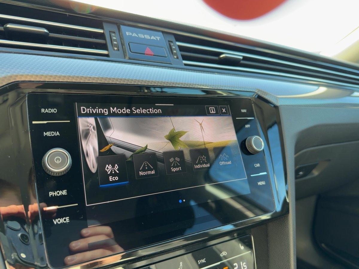 Volkswagen Passat 2.0 TDI DSG 4Motion NAVI+KAM+LED, миниатюра 15