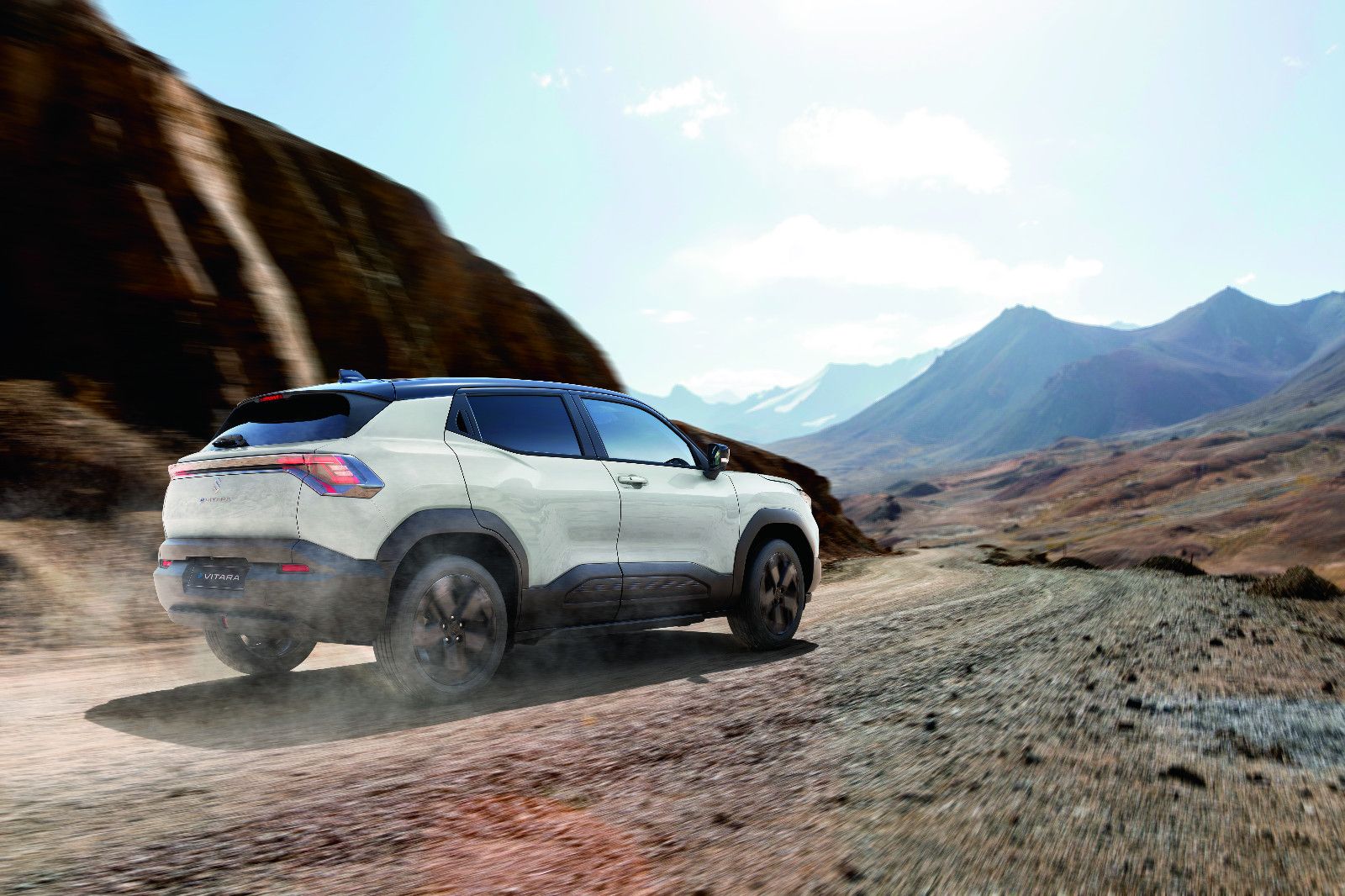 Suzuki e Vitara - Bild 2