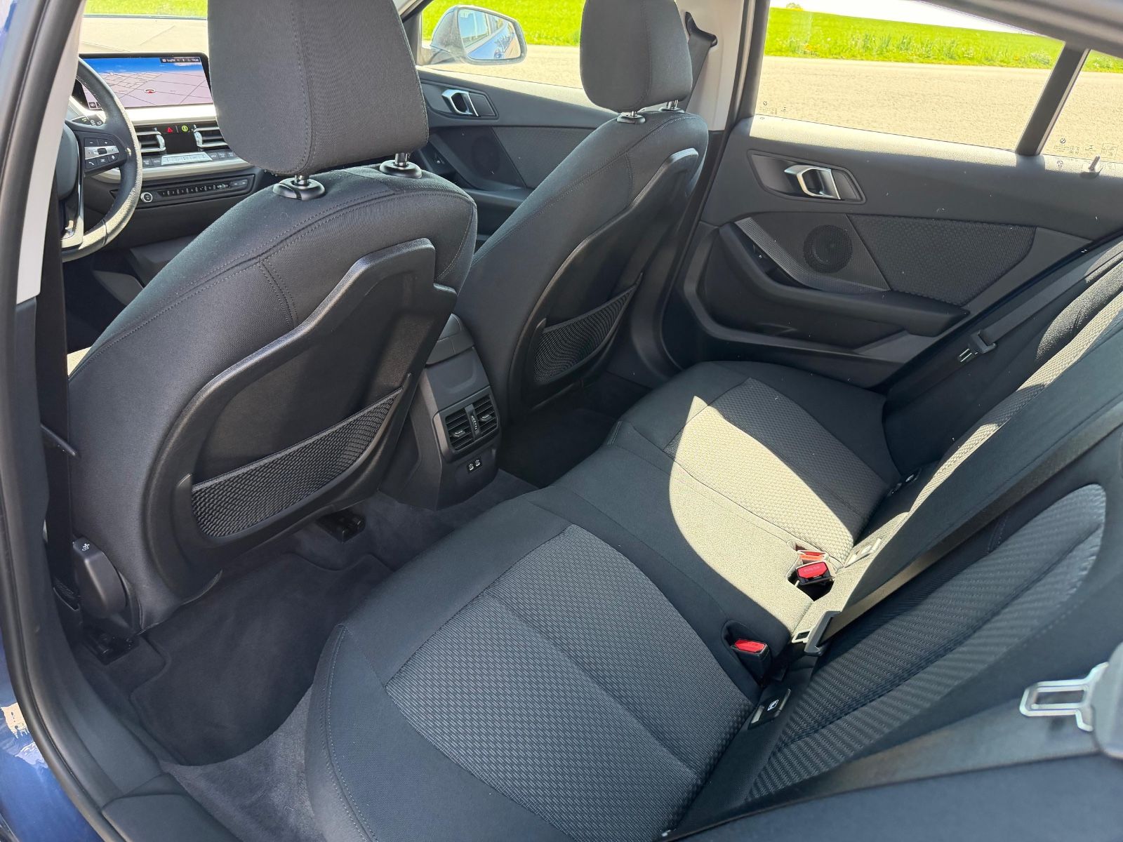 BMW 118 i Advantage *LED,Virtual Cockpit,SH,PDC* foto 9