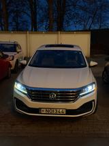 Volkswagen Passat 2.0 TSI OPF 140kW DSG Business Business - Volkswagen Passat mit Benzin-Antrieb: Limousine, 2.0