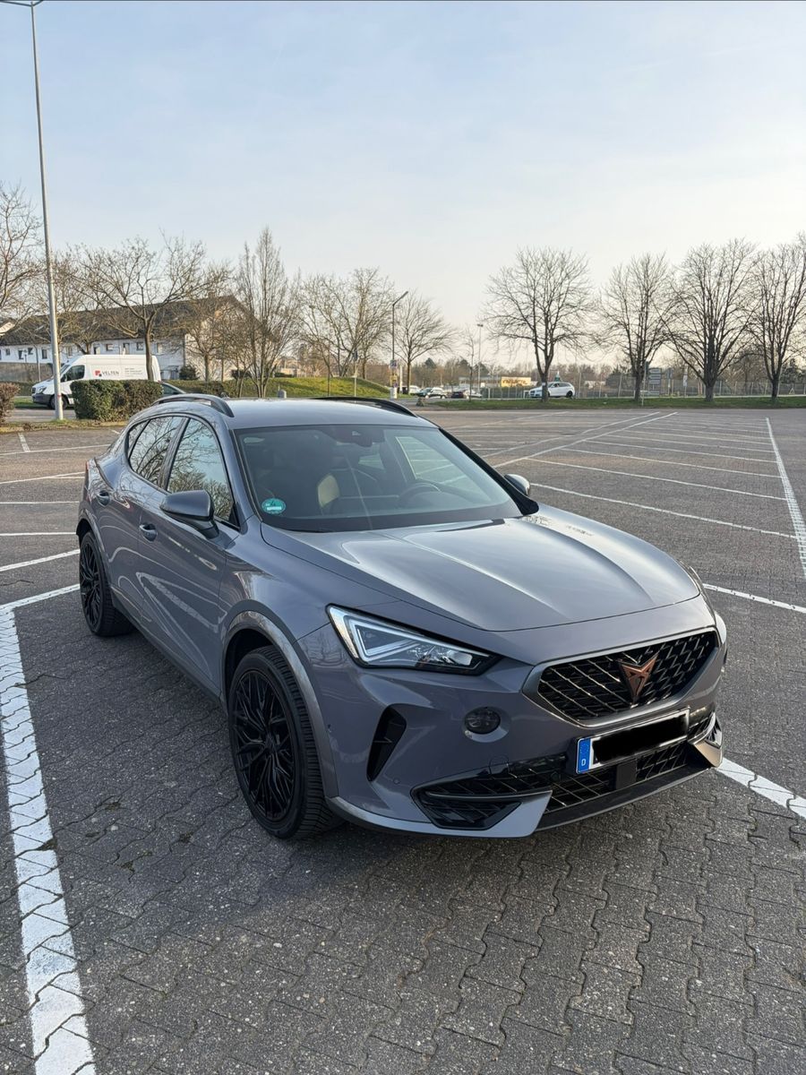 CUPRA Formentor 1.4 e-HYBRID 150kW DSG -