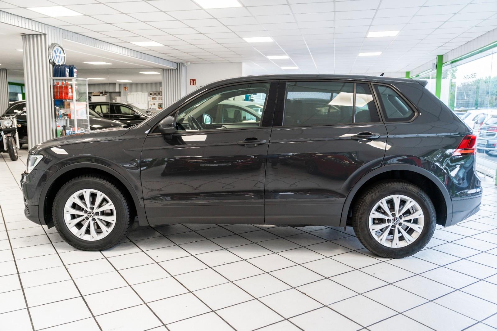 Volkswagen Tiguan 4Motion 1.4 Benzin Automatik AHK Navi PDC