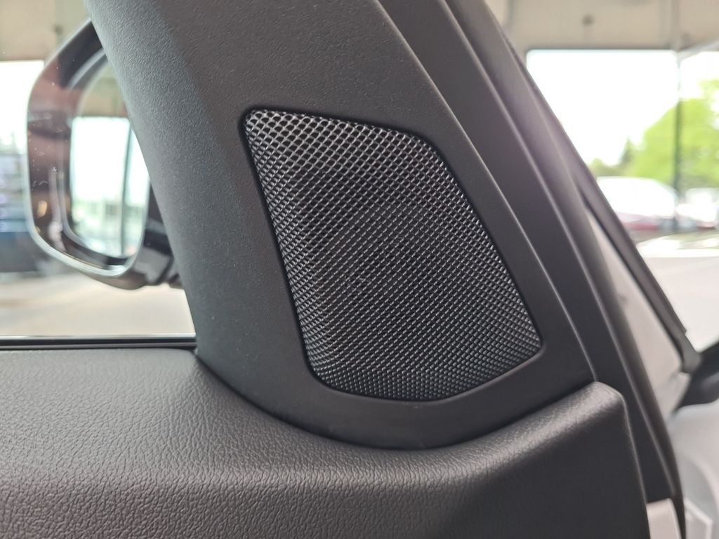 BMW 320 d xDrive M-Sport LED HiFi DAB AHK RFK uvm.