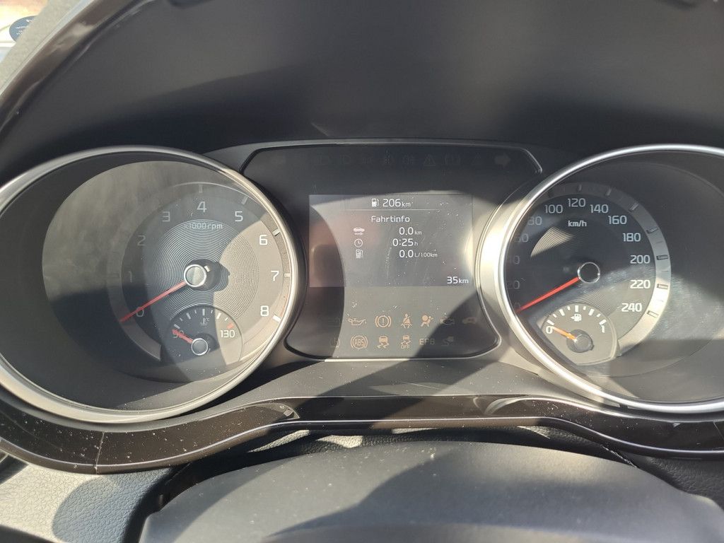 Fahrzeugabbildung Kia Ceed 1.4 Vision DCT7 VIS KOMF+ (NAV)