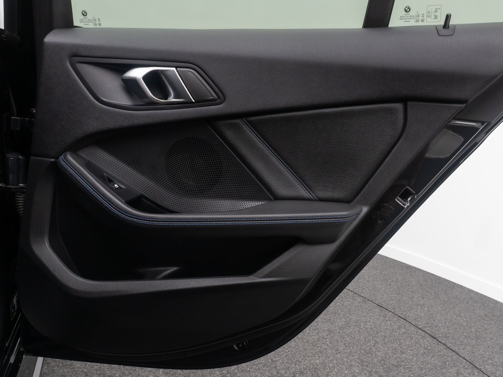 Fahrzeugabbildung BMW 120i M Sport HiFi Fernlich DAB Lenkradhzg 18Zoll