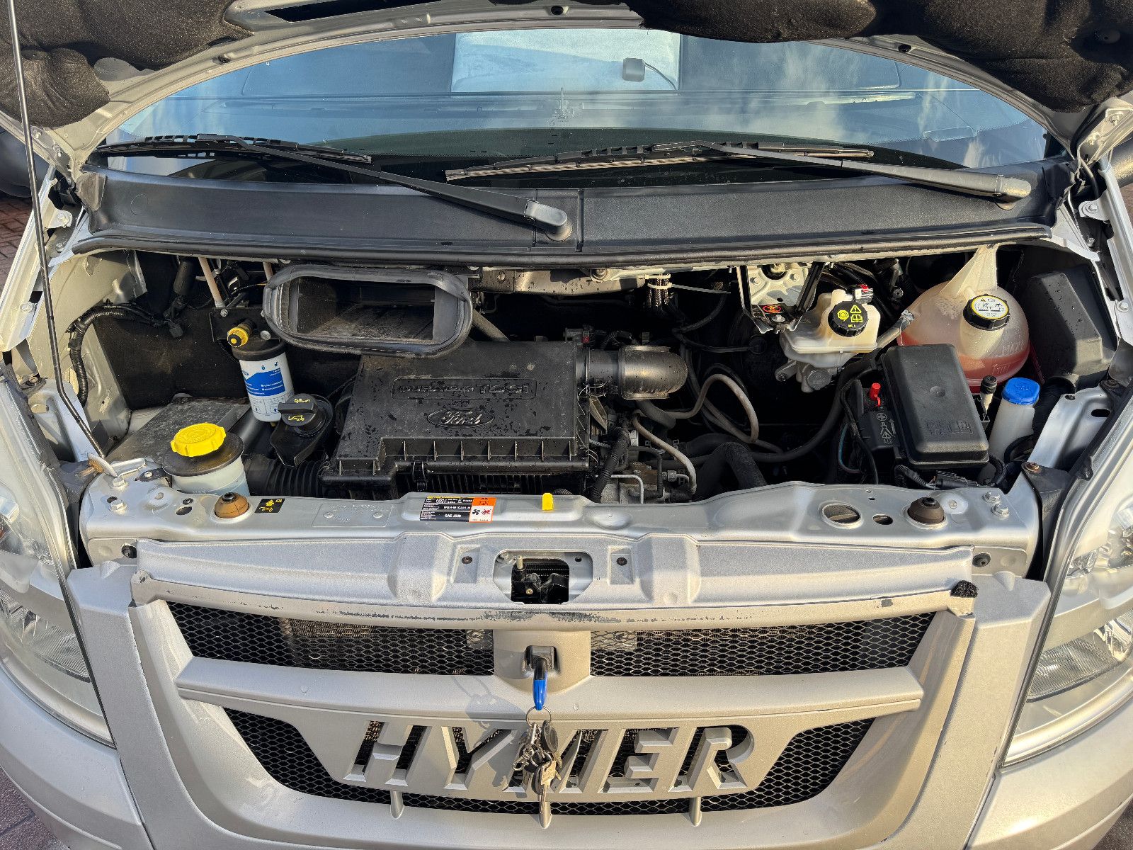 Fahrzeugabbildung HYMER / ERIBA / HYMERCAR Van 512 SILVERLINE FORD TRANSIT SOLAR TV KAMERA