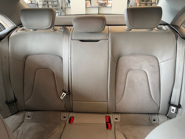 Audi A4 Lim. Ambiente *Xenon*Navi*Standheizung*