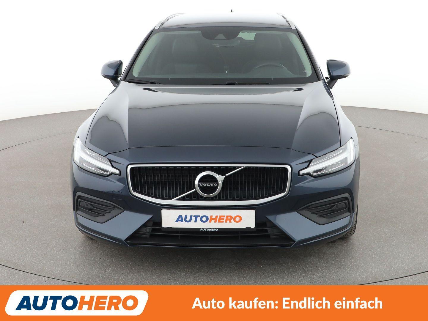 Volvo V60 2.0 T4 Momentum Pro Aut*NAVI*LED*TEMPO*PDC*