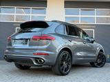 Porsche Cayenne S Diesel*Sport Design*Fond*Bose*21'* - Porsche Cayenne: De